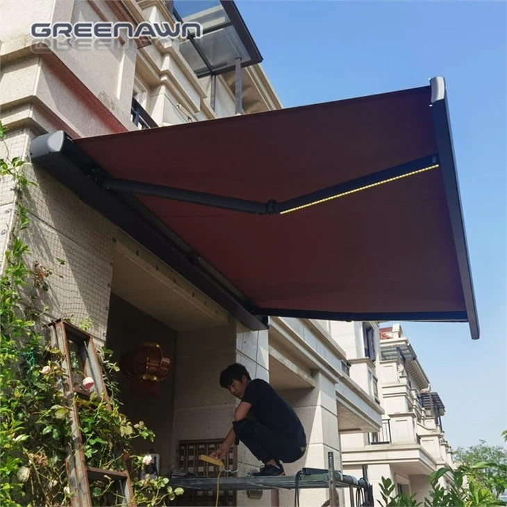 Full Cassette Retractable Awnings